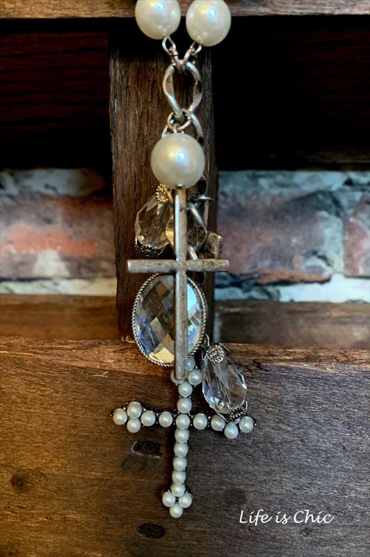 FAB VINTAGE PEARL CROSS & CRYSTAL NECKLACE