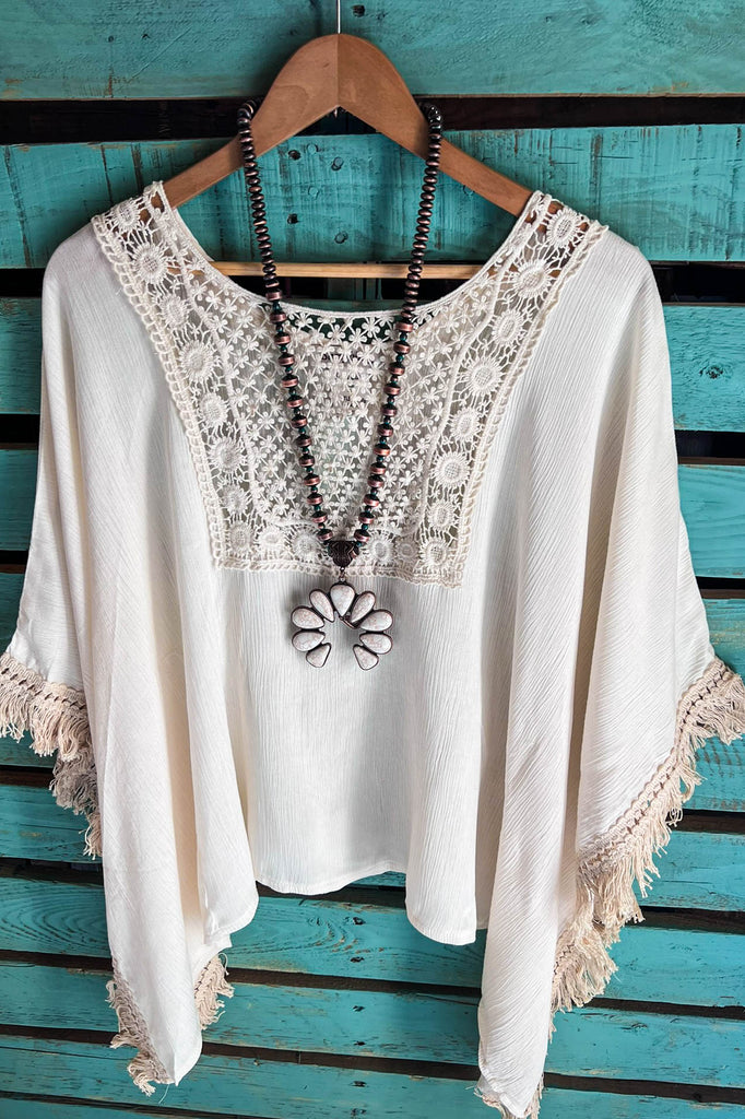 PASSIONATE HEART PEASANT PONCHO TUNIC IN CREAM