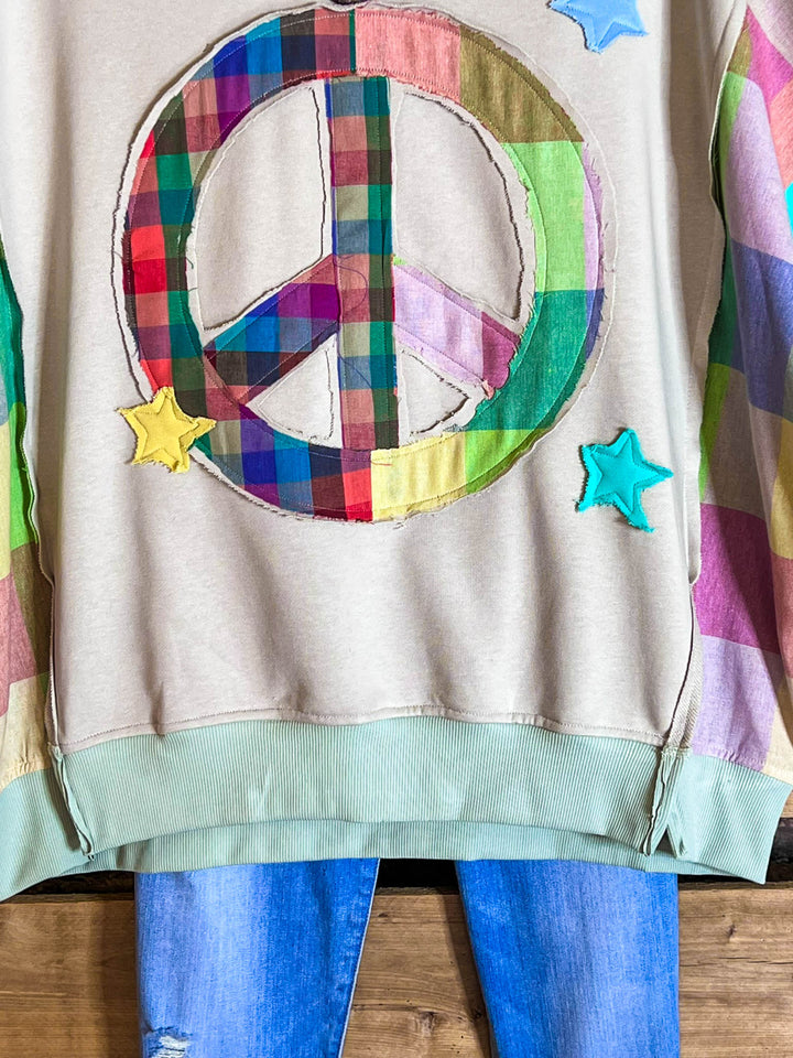 Free Spirit Comfy Soft Sweatshirt Peace & Love In Mint & Multi-Color