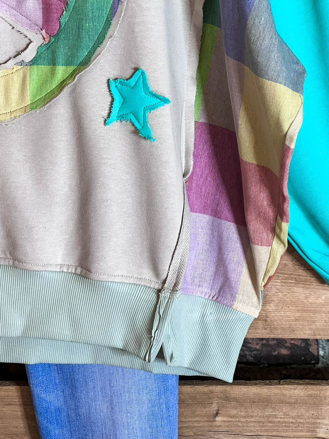 Free Spirit Comfy Soft Sweatshirt Peace & Love In Mint & Multi-Color