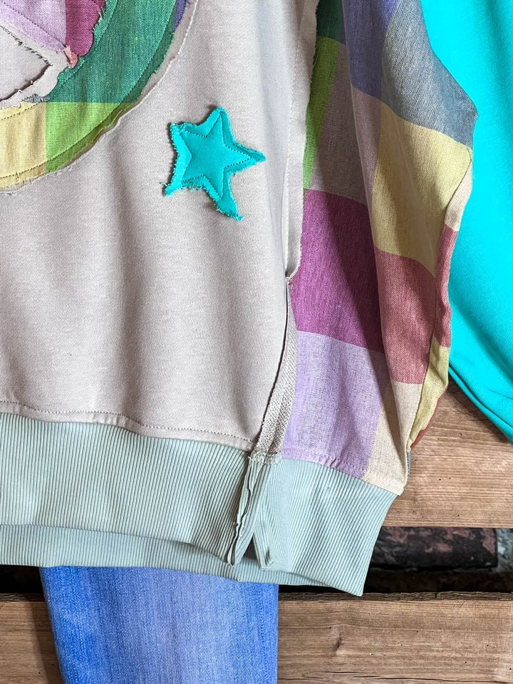 Free Spirit Comfy Soft Sweatshirt Peace & Love In Mint & Multi-Color