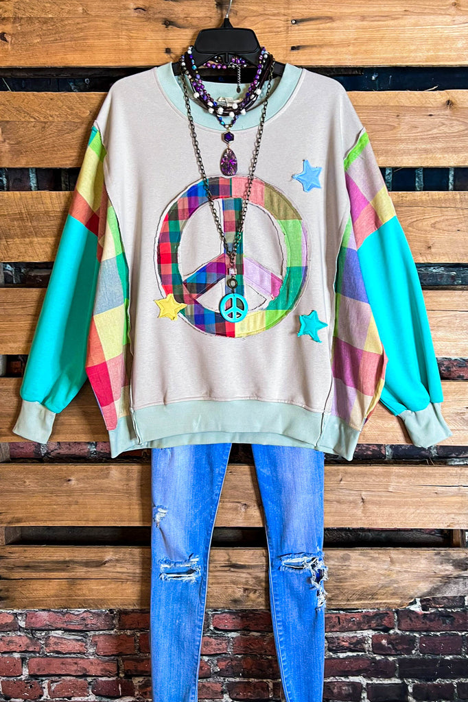 Free Spirit Comfy Soft Sweatshirt Peace & Love In Mint & Multi-Color