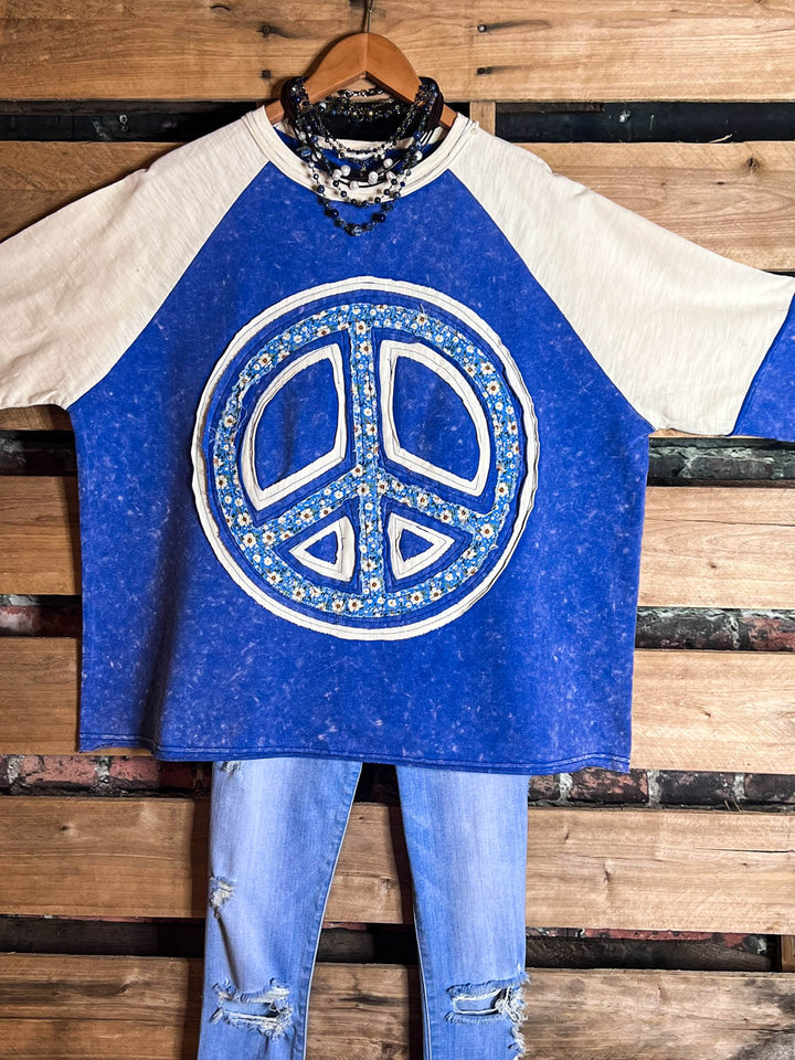 BLUE MOON  100% COTTON PEACE & LOVE SIGN TOP