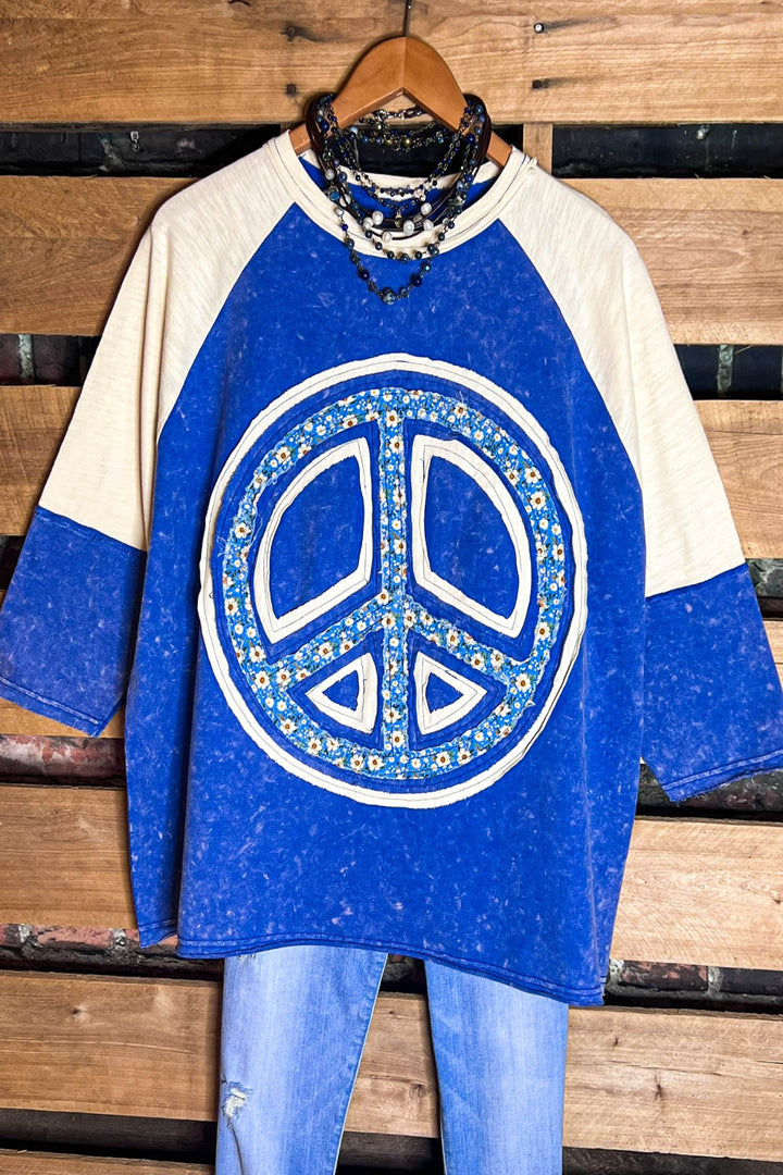 BLUE MOON  100% COTTON PEACE & LOVE SIGN TOP
