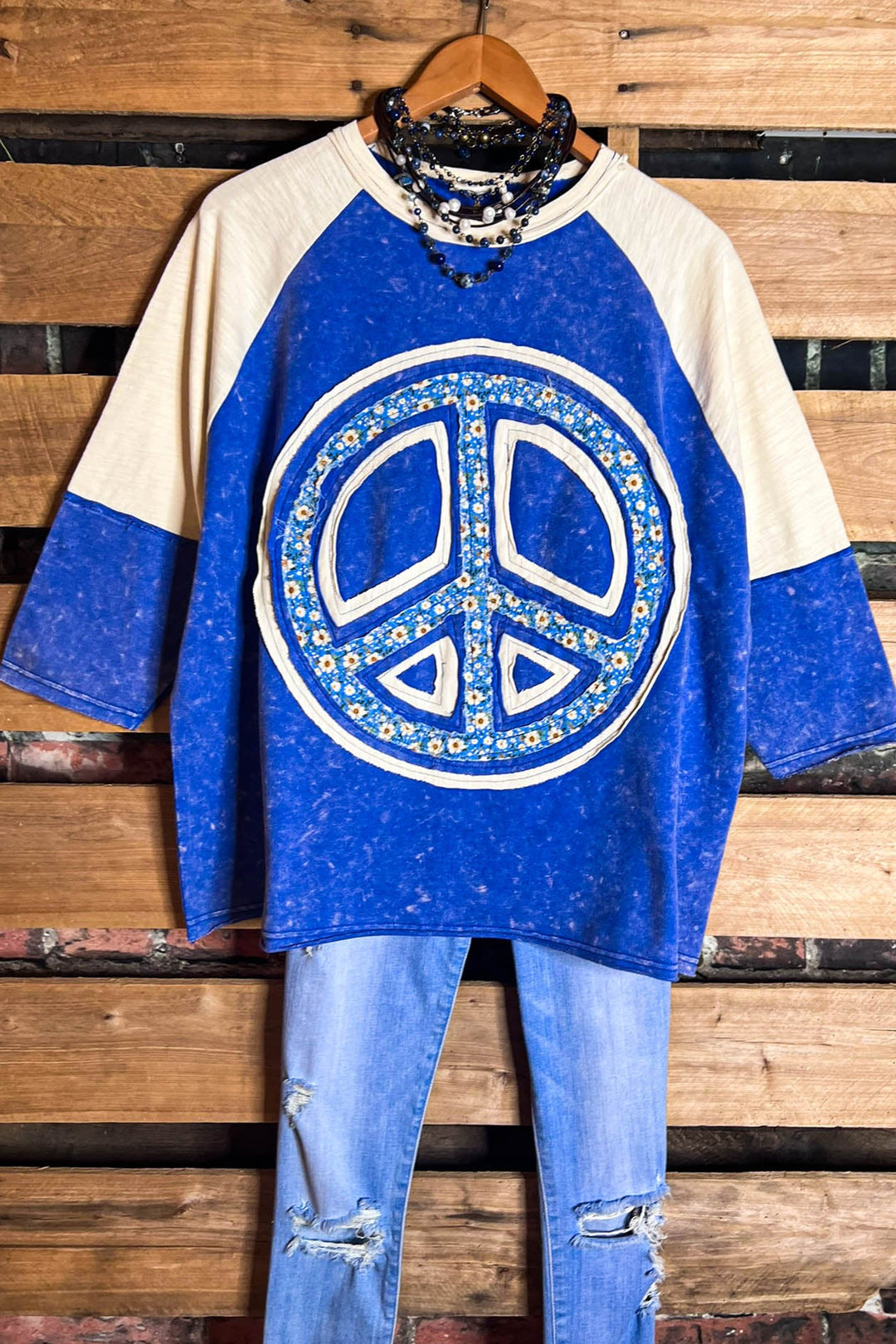 BLUE MOON  100% COTTON PEACE & LOVE SIGN TOP