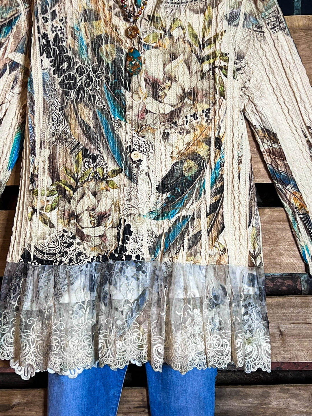 WONDER PARADISE LACE JACKET IN FLORAL & FEATHER PRINT