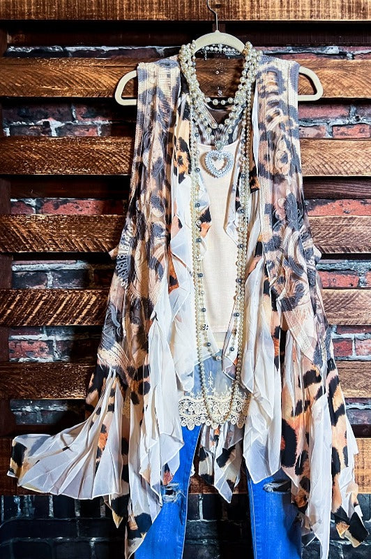 BEAUTY AND STYLE LACE VEST IN LEOPARD PRINT