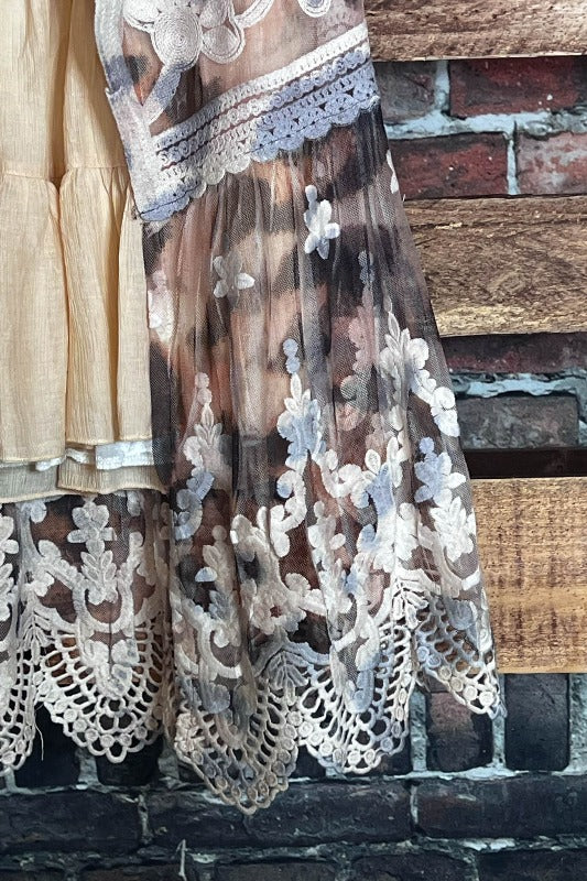 Feel the Magic Fab Leopard Print Lace Vest