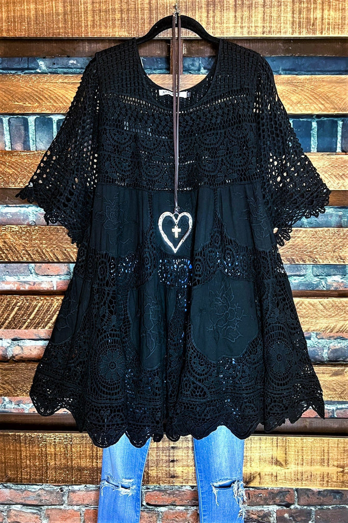 A FAIRYTALE PRETTY UNIQUE 100% COTTON LACE TUNIC IN BLACK