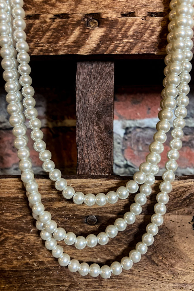 TOUCH OF MAGIC PEARLS LAYERED NECKLACE