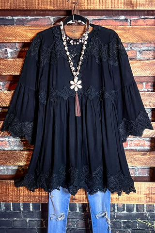 Enchanting Memory Vintage Inspired Lace Duster in Black & Natural