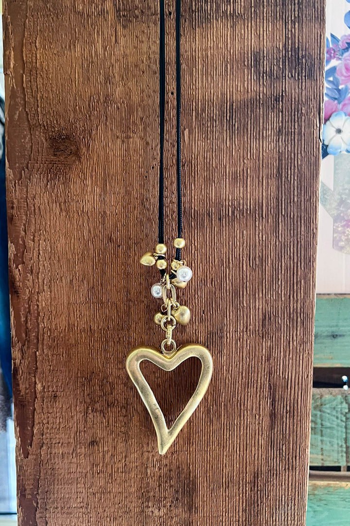 BLISSFUL  HEART NECKLACE IN HEART GOLD COLOR