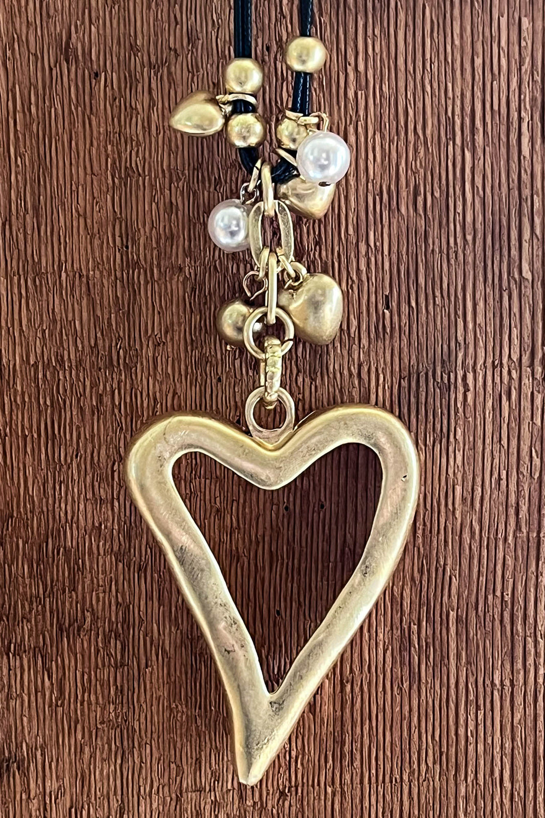BLISSFUL  HEART NECKLACE IN HEART GOLD COLOR