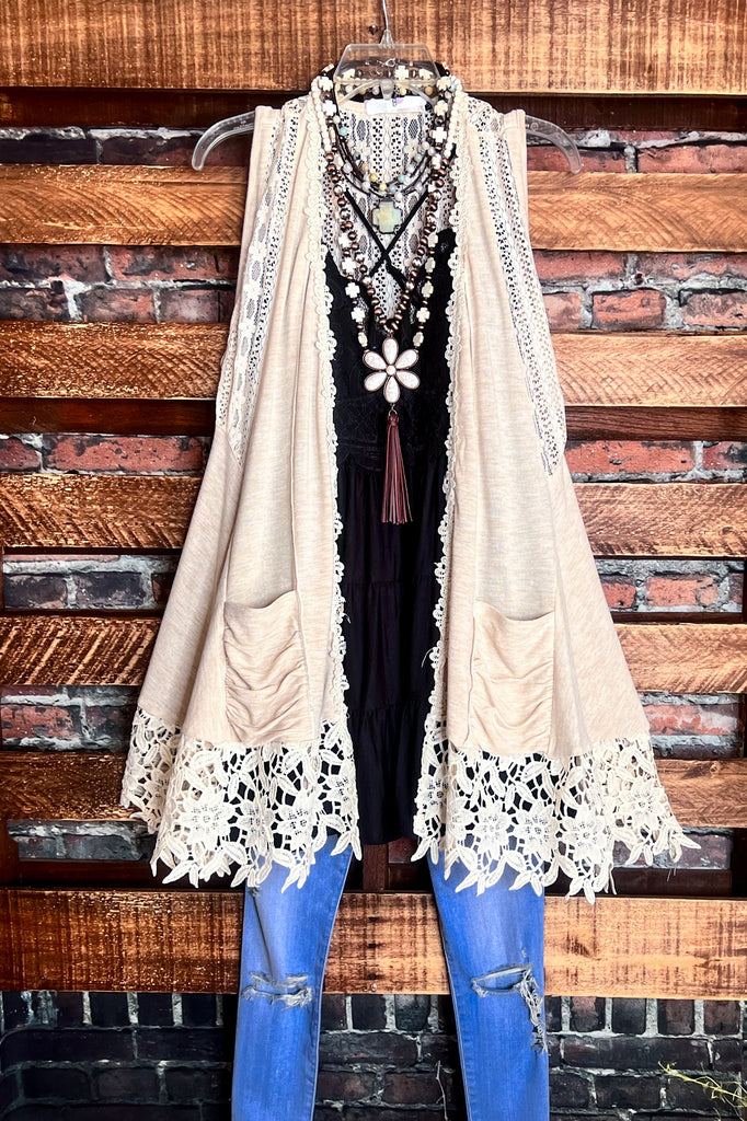 TOTALLY MAGIC VINTAGE INSPIRED LACE VEST IN BEIGE