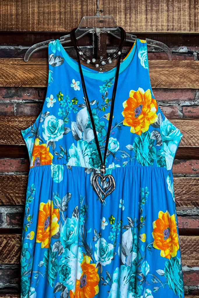 TROPICAL ESCAPE DREAM MAXI DRESS MULTI-COLOR SIZE 14-20----------SALE