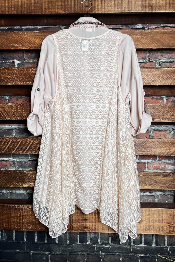 D'AMORE DREAM LACE ASYMMETRIC VEST IN BEIGE