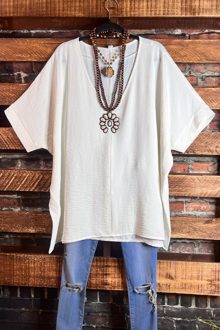 DOWNTOWN EASY LOOK TOP IN OFF WHITE