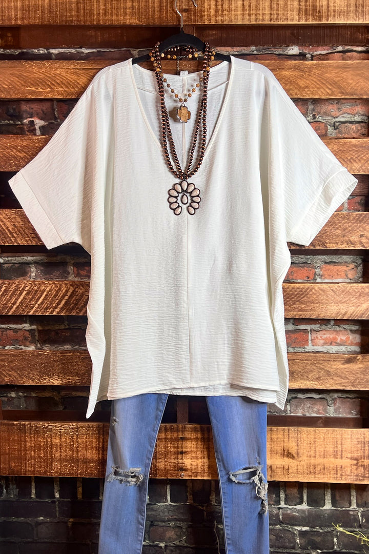 DOWNTOWN EASY LOOK TOP IN OFF WHITE