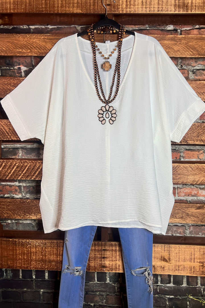 DOWNTOWN EASY LOOK TOP IN OFF WHITE