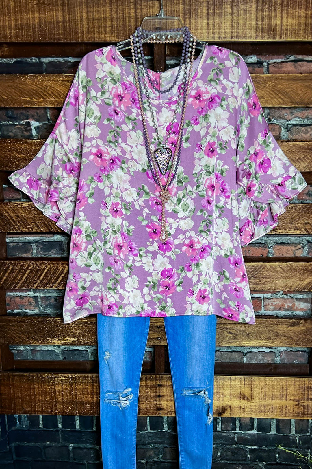 22-26 SIZE - FLORAL BLOUSE IN LILAC & MULTI-COLOR-------SALE