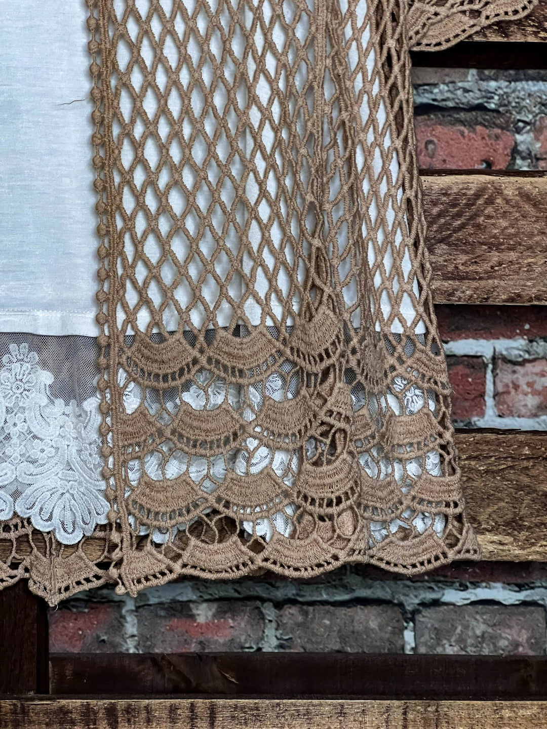 LOVELY DAYS CROCHET CARDIGAN IN MOCHA