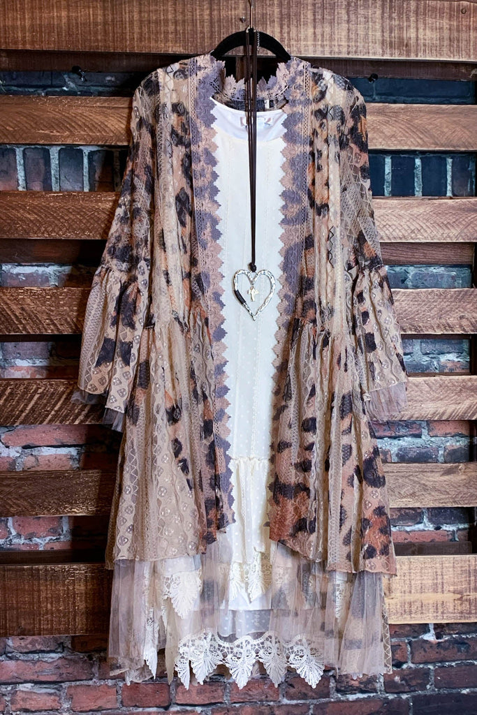 BEYOND BEAUTY LACE KIMONO IN TAUPE & LEOPARD PRINT