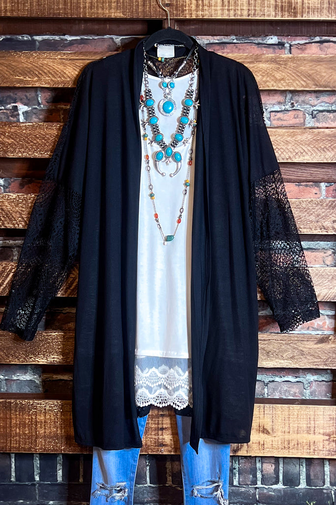 GOING OUT TONIGHT LACE CARDIGAN IN BLACK