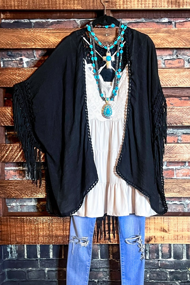 LIVING FREE BOHO CROCHET FRINGE BLACK KIMONO