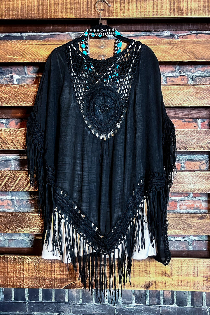 LIVING FREE BOHO CROCHET FRINGE BLACK KIMONO