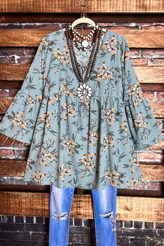 BEAUTIFUL FEELINGS FLORAL SAGE TUNIC