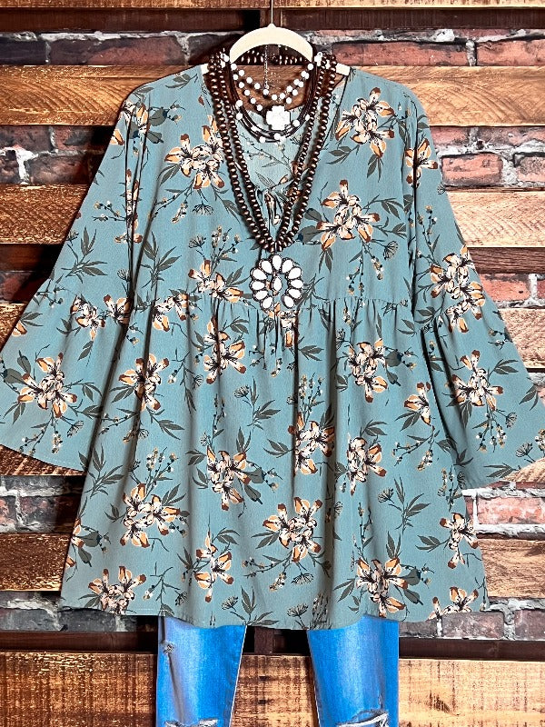 BEAUTIFUL FEELINGS FLORAL SAGE TUNIC