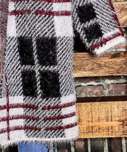 SWEATER CARDIGAN S-3X IN BLACK & WHITE --------SALE