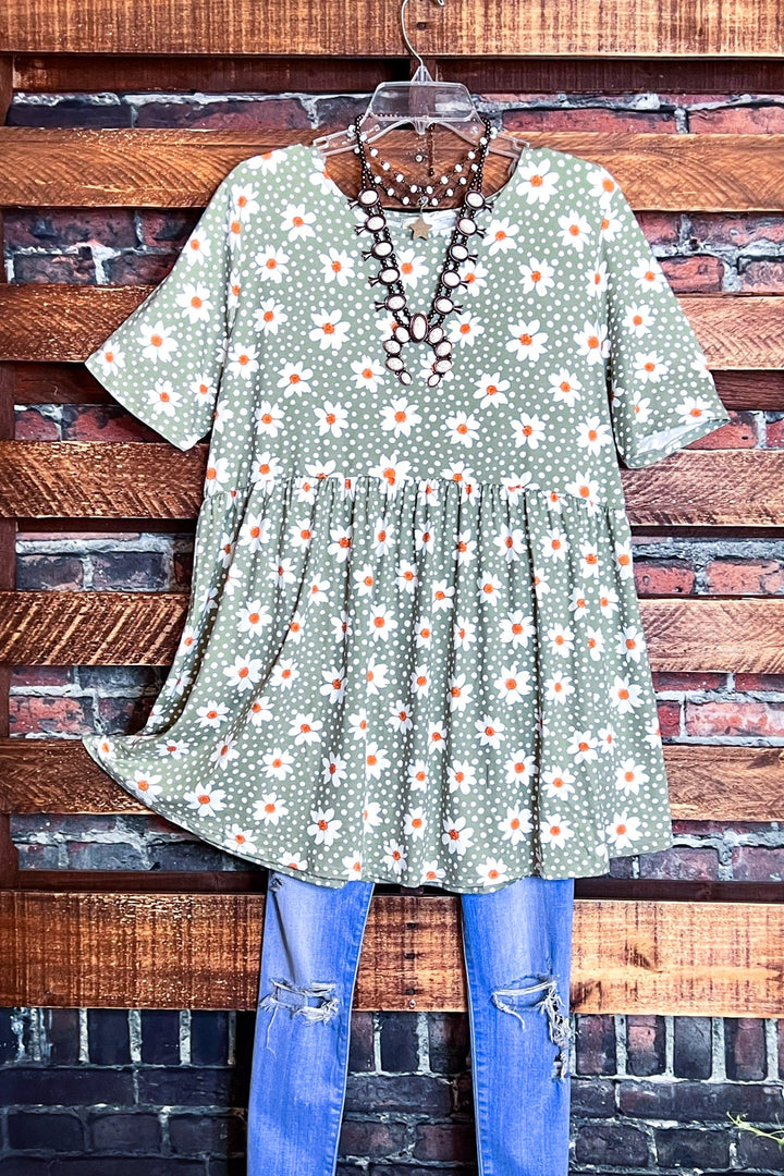 DAISY BLOOMS BABYDOLL TOP IN SAGE FLORAL