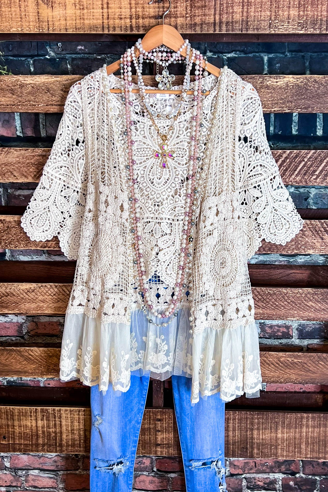 EVER SO SWEET VINTAGE CROCHET LACE VEST BEIGE – Life is Chic Boutique