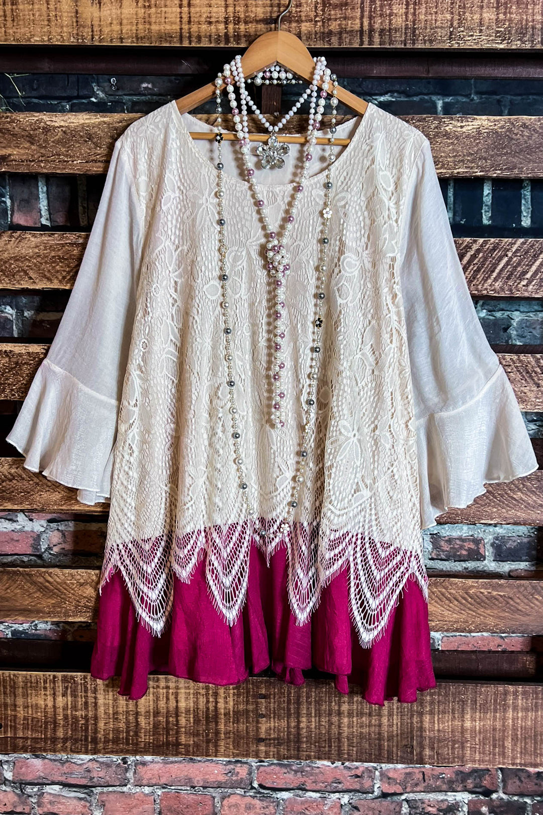 ABSOLUTELY UNFORGETTABLE FAB LACE TUNIC IN BEIGE & CRIMSON