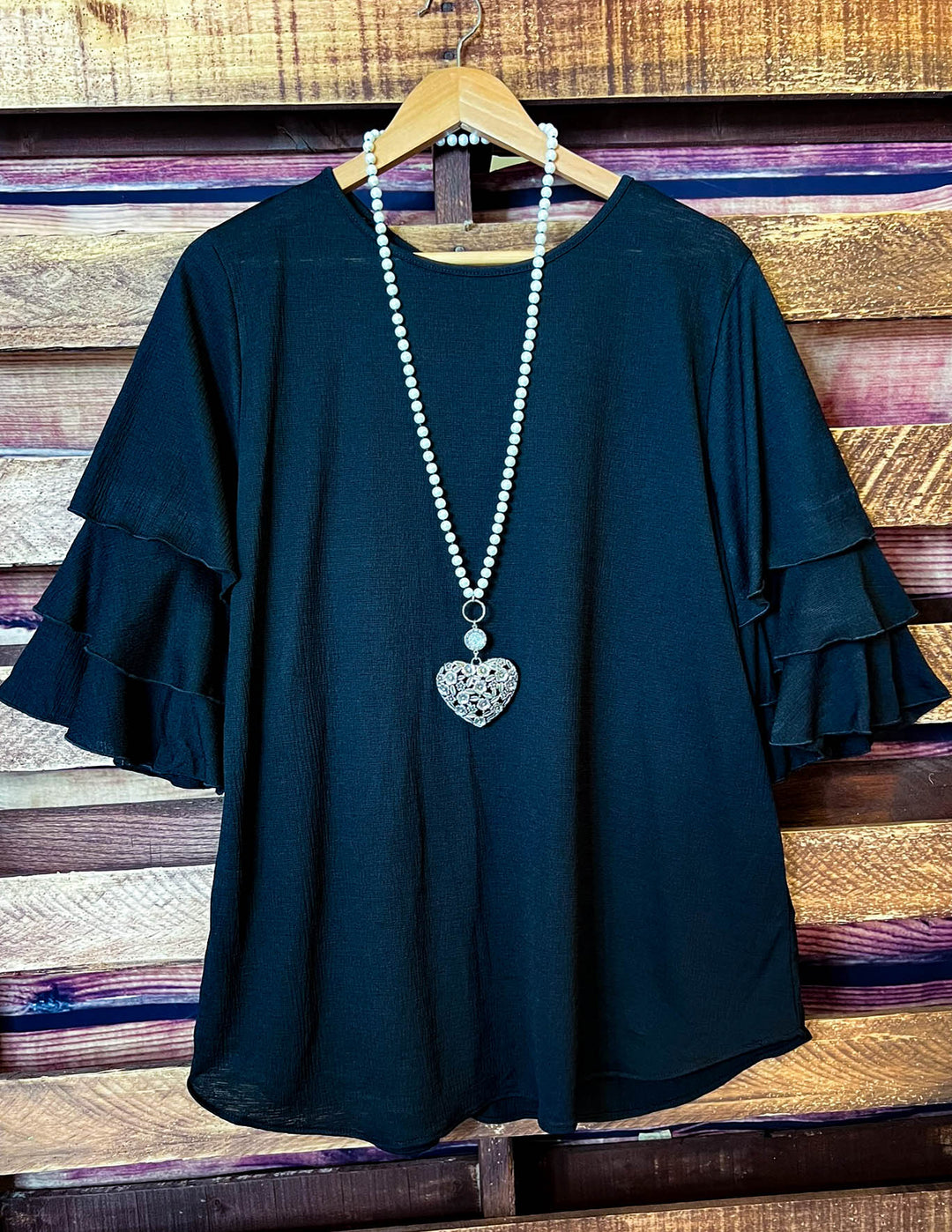 IT'S SIMPLE BEAUTY TUNIC IN BLACK