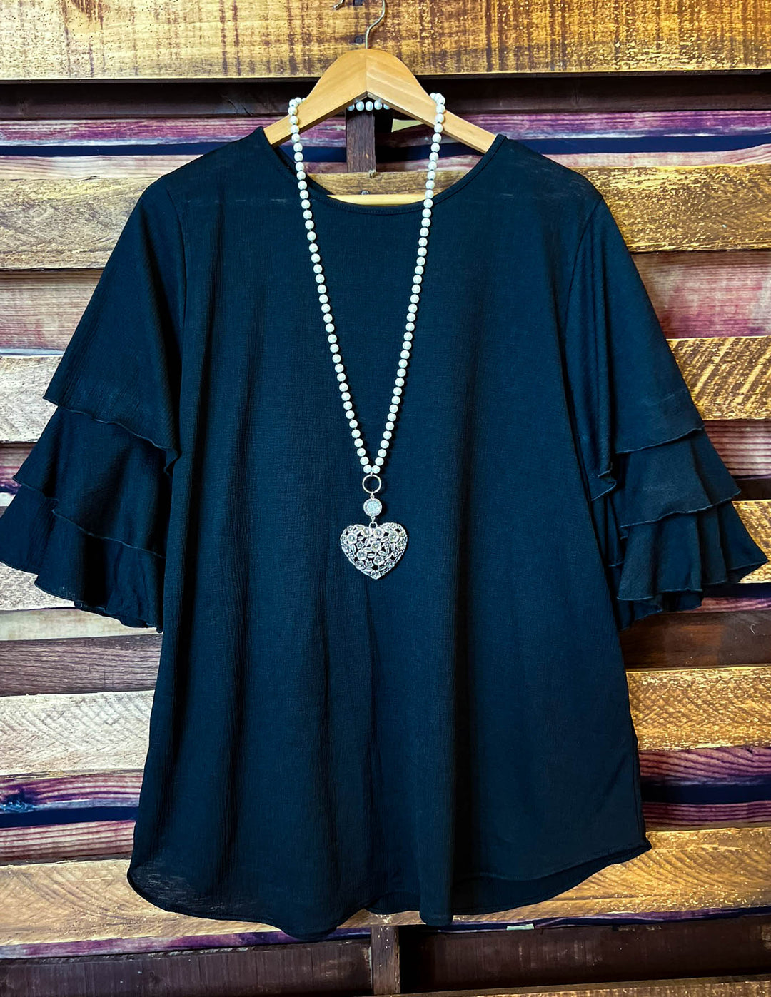IT'S SIMPLE BEAUTY TUNIC IN BLACK