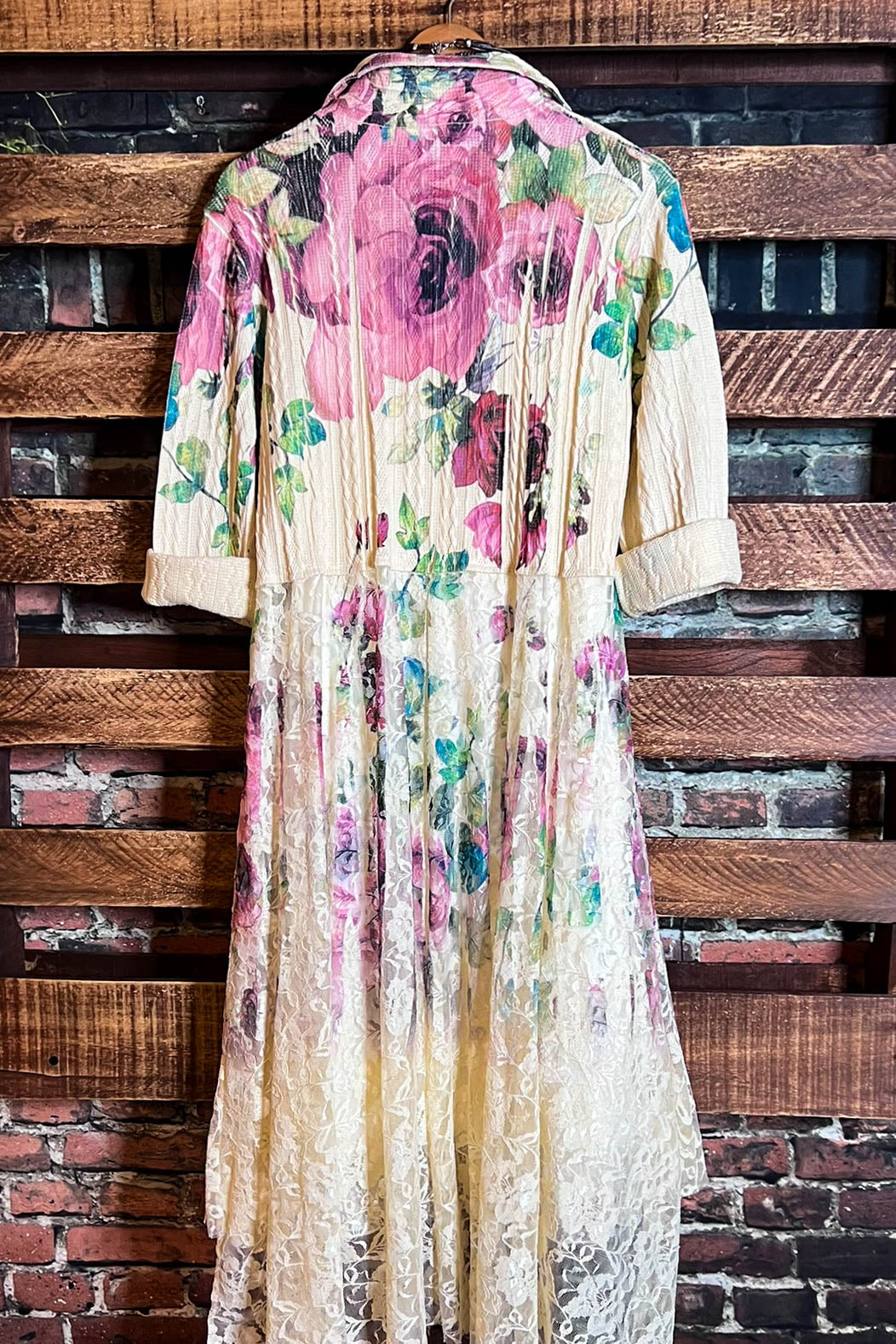 MAGNOLIA BLOSSOM LACE JACKET CARDIGAN IN BEIGE & MULTI-COLOR