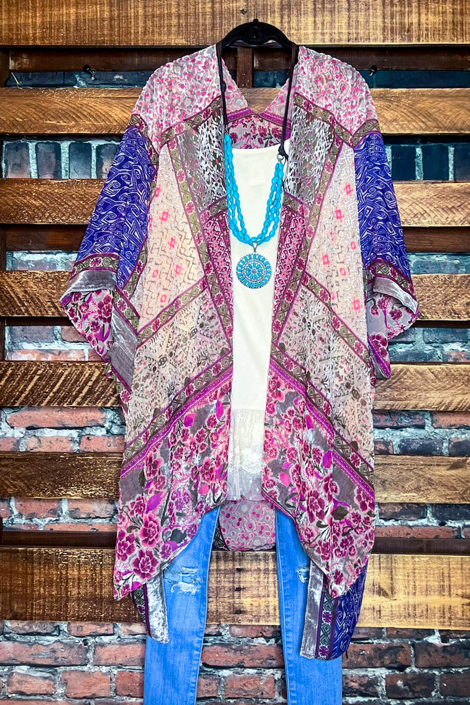 SWEET NOSTALGIA PINK PURPLE & MULTI COLOR VELVET BURNOUT KIMONO