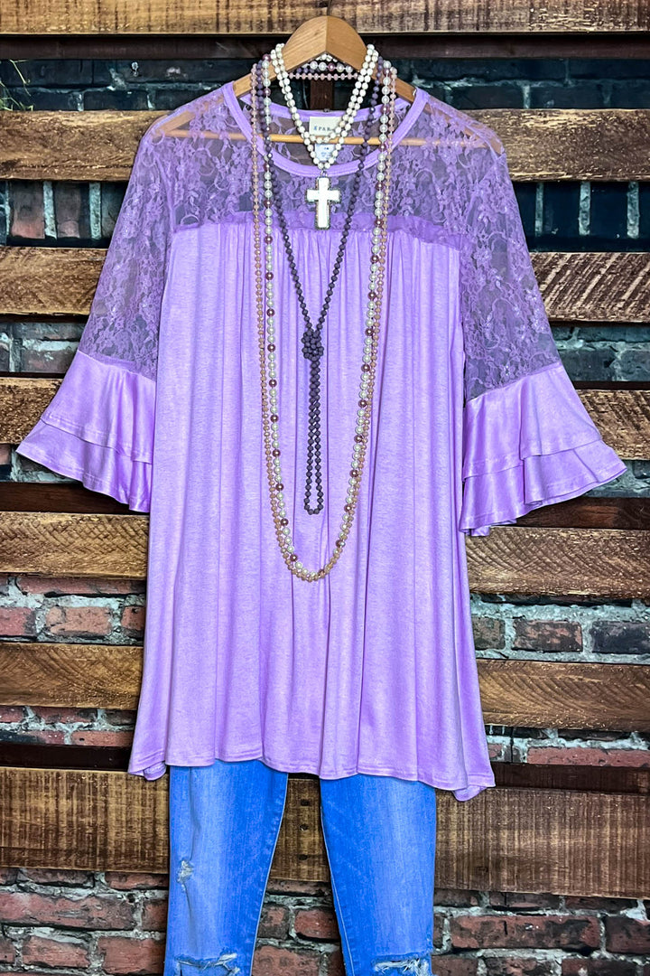 UNFORGETTABLE BEAUTY LAVENDER LILAC LACE TUNIC