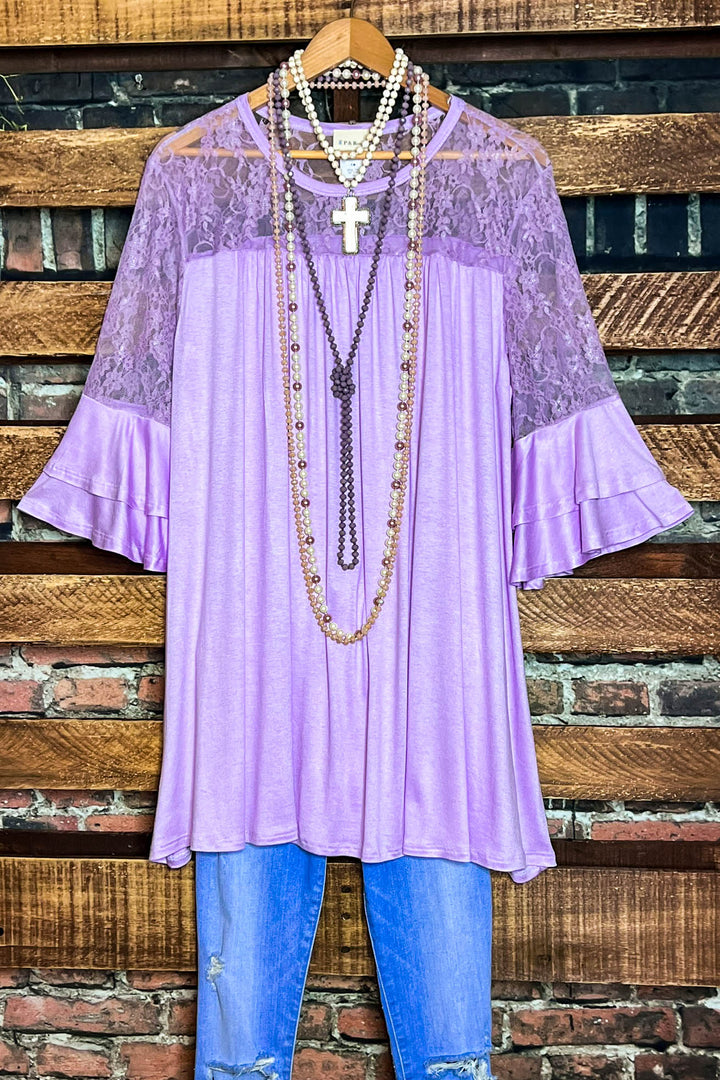 UNFORGETTABLE BEAUTY LAVENDER LILAC LACE TUNIC