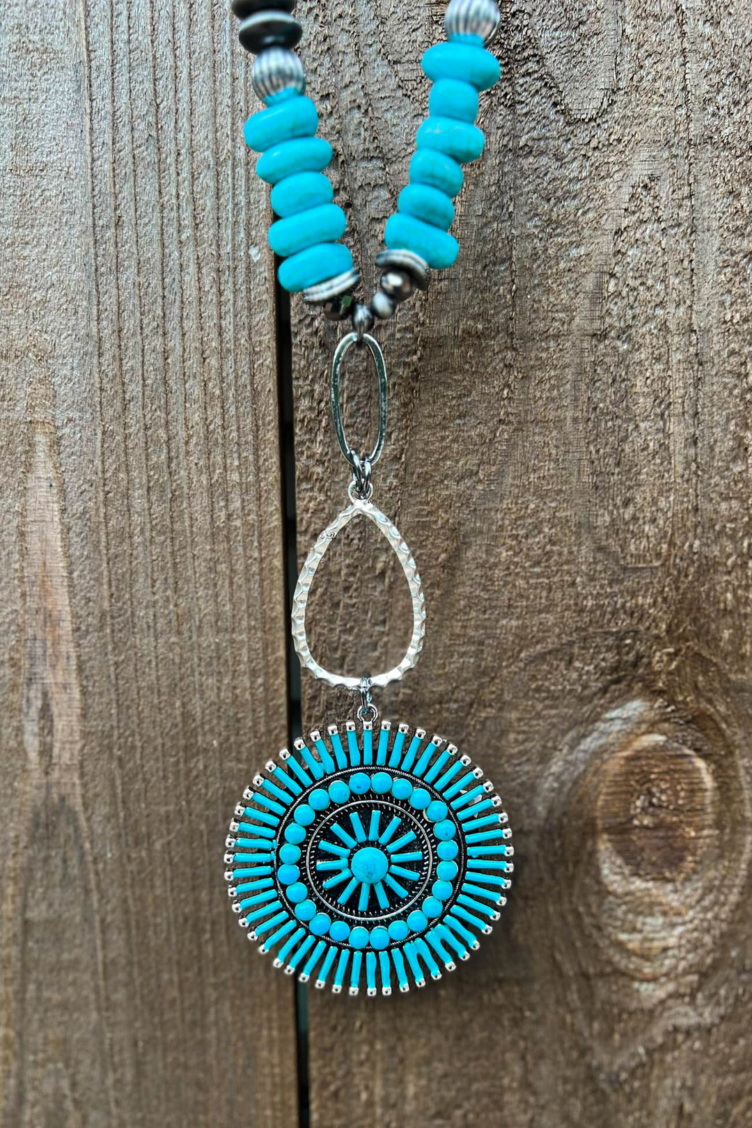 BEAUTIFUL THINGS CONCHO NECKLACE IN BLUE TURQUOISE