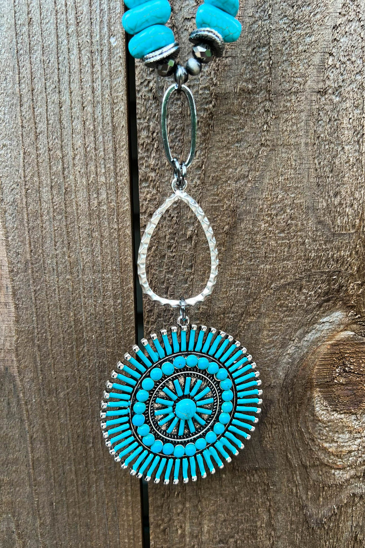 BEAUTIFUL THINGS CONCHO NECKLACE IN BLUE TURQUOISE