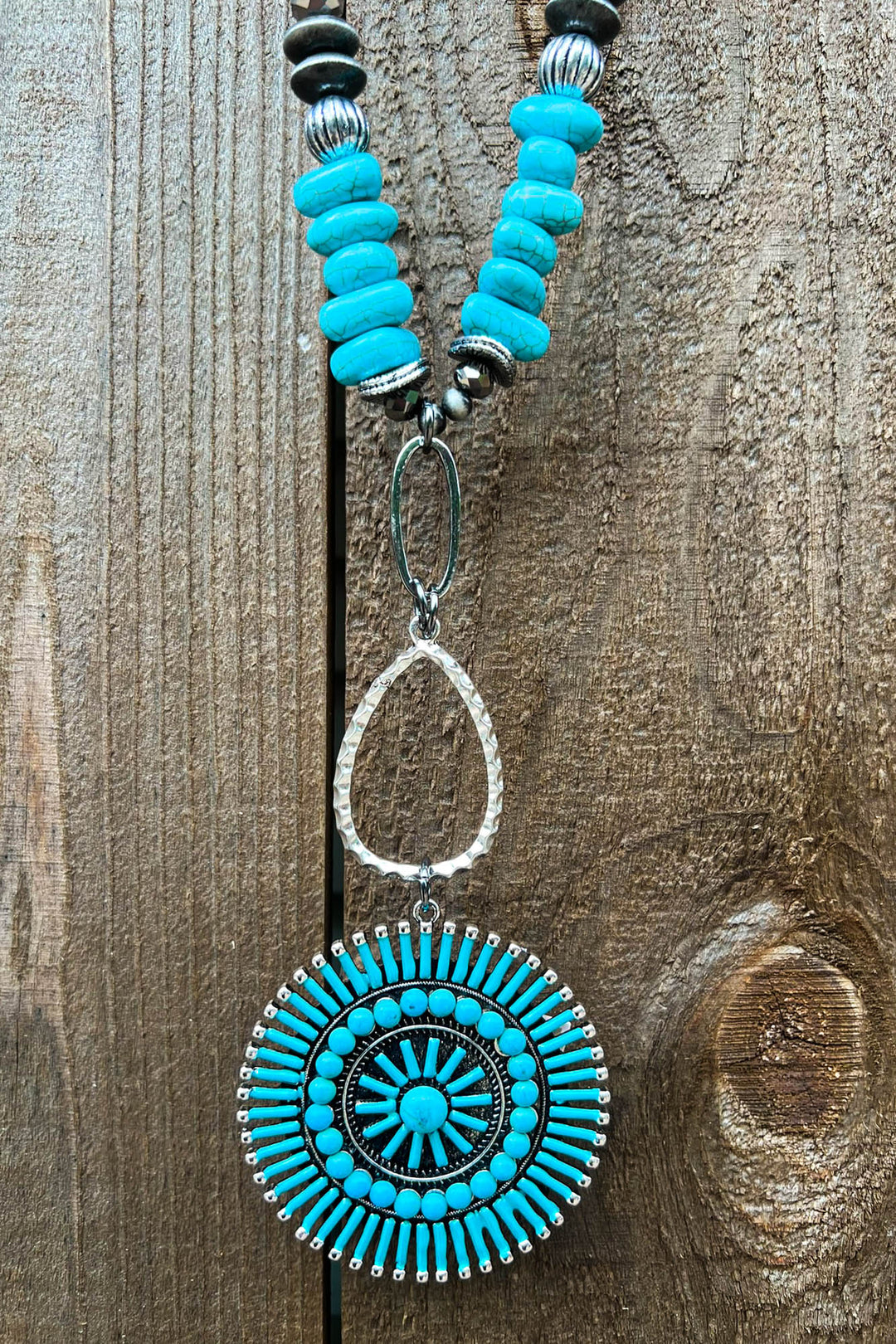 BEAUTIFUL THINGS CONCHO NECKLACE IN BLUE TURQUOISE