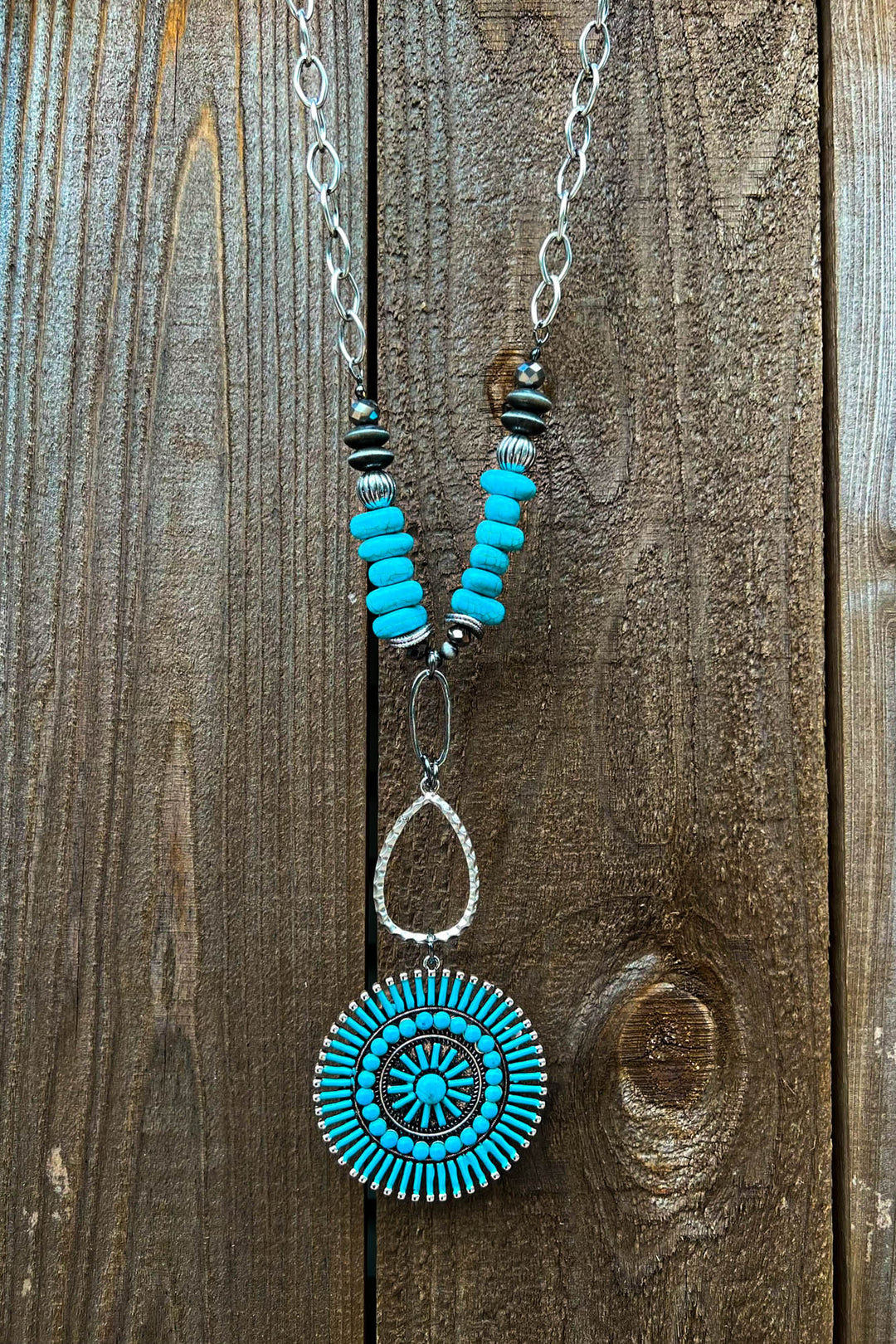 BEAUTIFUL THINGS CONCHO NECKLACE IN BLUE TURQUOISE