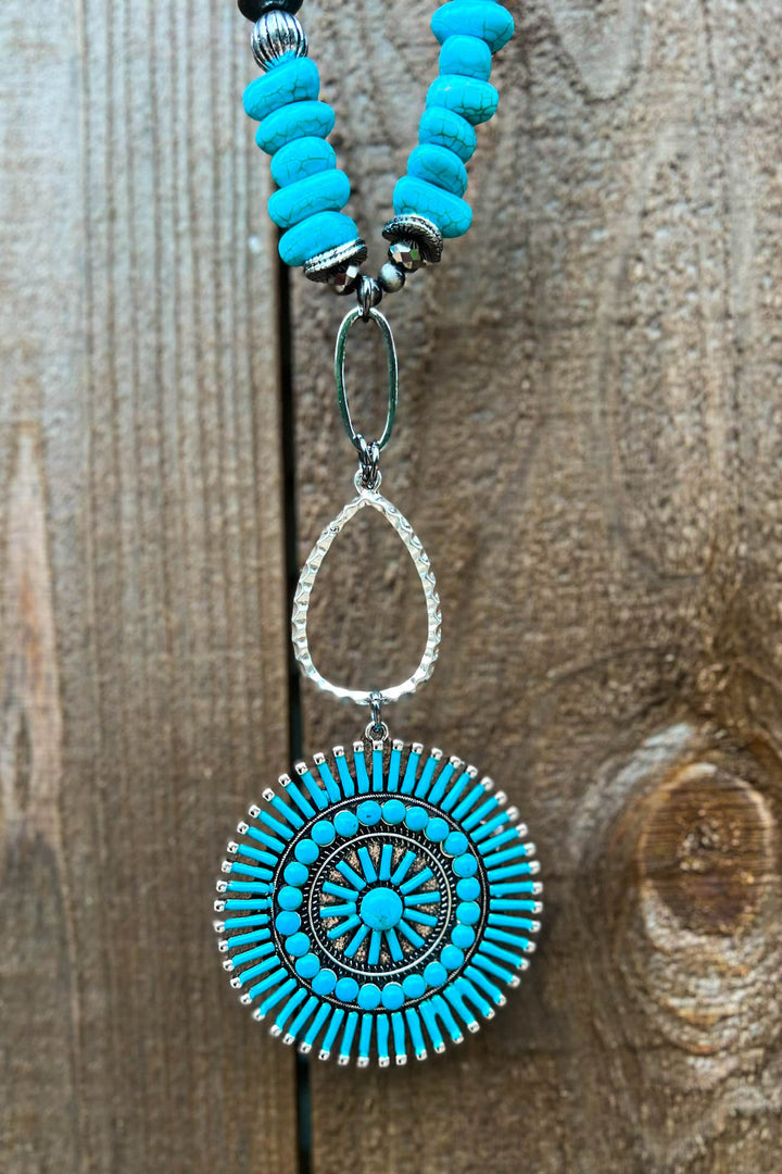 BEAUTIFUL THINGS CONCHO NECKLACE IN BLUE TURQUOISE