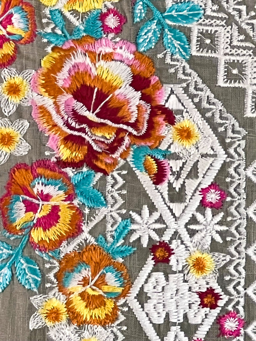 100% Cotton Embroidered Top Natural Color -------- Sale