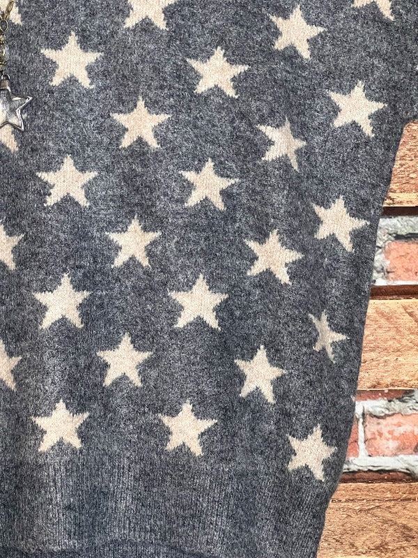 STARS IN THE SKY TONIGHT OVERSIZED PULLOVER SWEATER IN GRAY