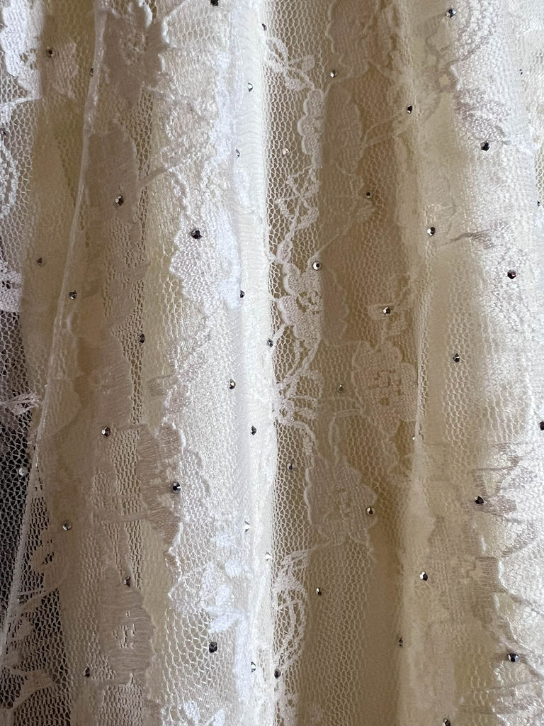 ANY EVENT STUNNING BEIGE LACE TUNIC