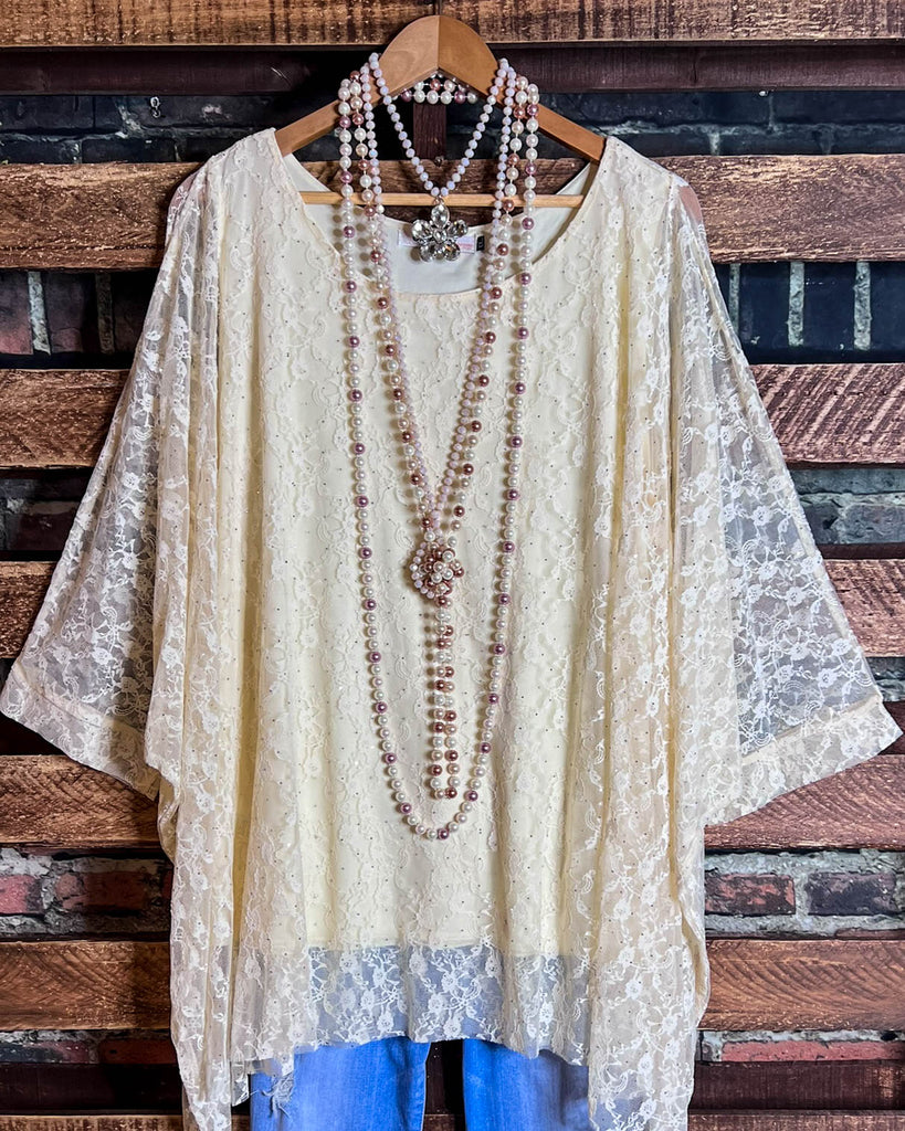 ANY EVENT STUNNING BEIGE LACE TUNIC